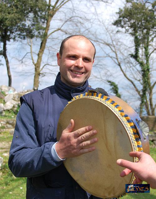 nello e la tammorra.JPG
